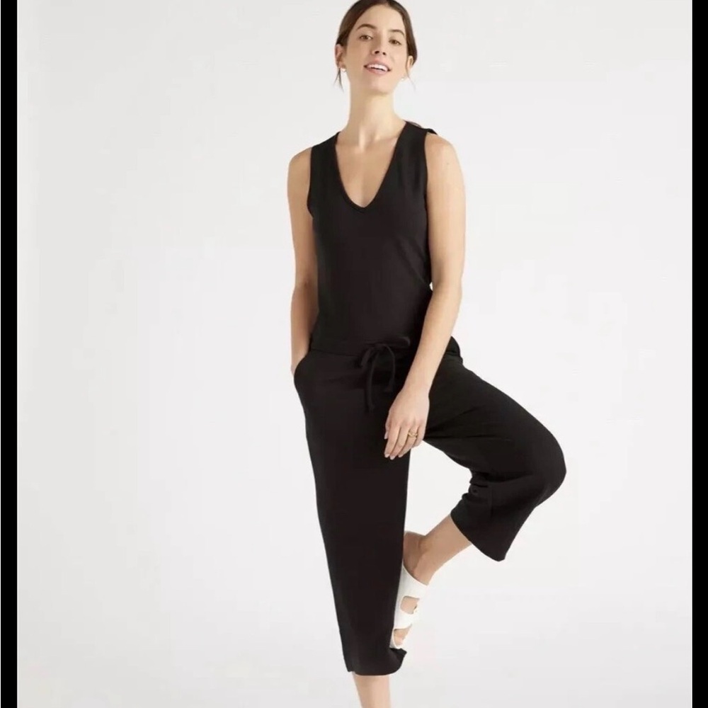 Like new Quince French terry modal jumpsuit v neck XS